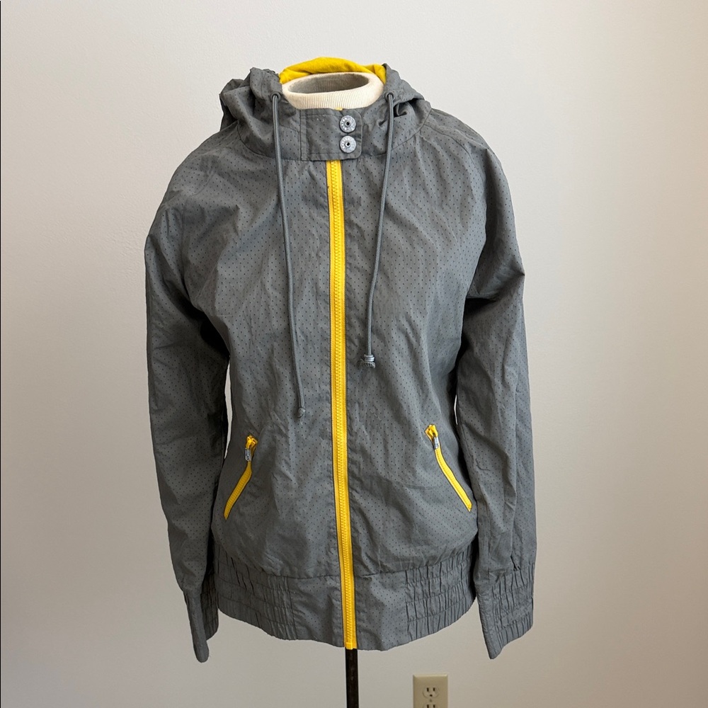 Burton Hooded Gray Perforated Windbreaker with Yellow Accents Small